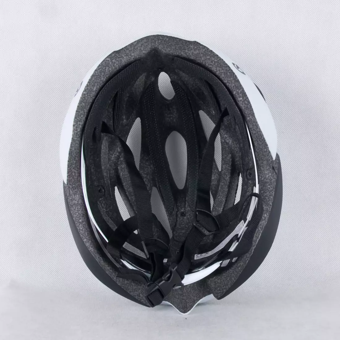 GIRO SAVANT - fehér és fekete matt kerékpáros sisak