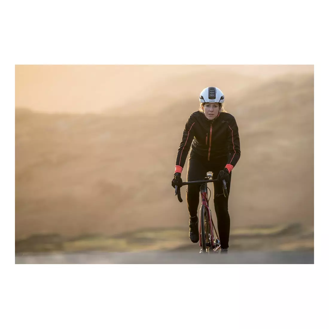 ROGELLI CAMILLA 3.0 női téli kerékpáros kabát, softshell, fekete-fluor korall