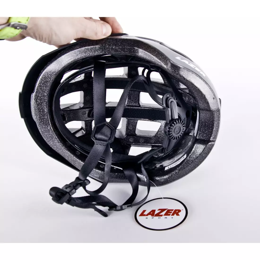LAZER Compact kerékpáros sisak titán fényes