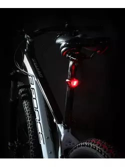 FORCE kerékpár hátsó lámpa crystal 3-LEDs USB 45381