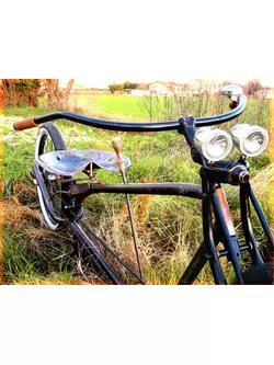 Első kerékpár lámp SPANNINGA TRENDO XDO 10 lux/50 lumen dinamó alatt fekete SNG-H044330