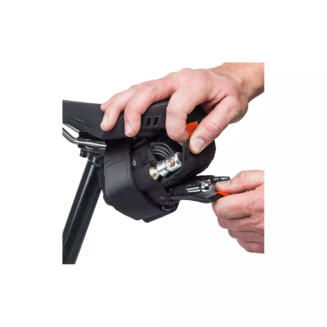 BLACKBURN kézitáska a praktikus kulcsokhoz SWITCH WRAP BAG BBN-7109035