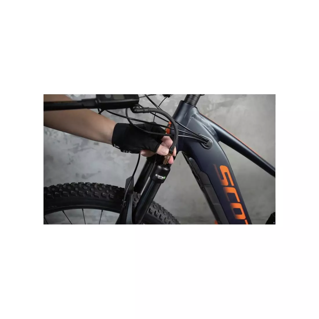 TOPEAK kerékpár szivattyú nyomásmérővel POCKET SHOCK DIGITAL T-TPSDG-1
