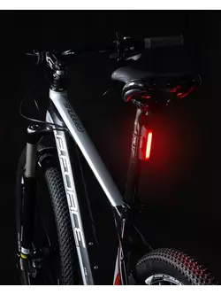 FORCE hátsó kerékpárlámpa COB 29LM 16x LED USB 45372