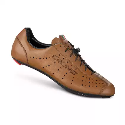 CRONO CV-1-19 Országúti kerékpáros cipő, kompozit, barna