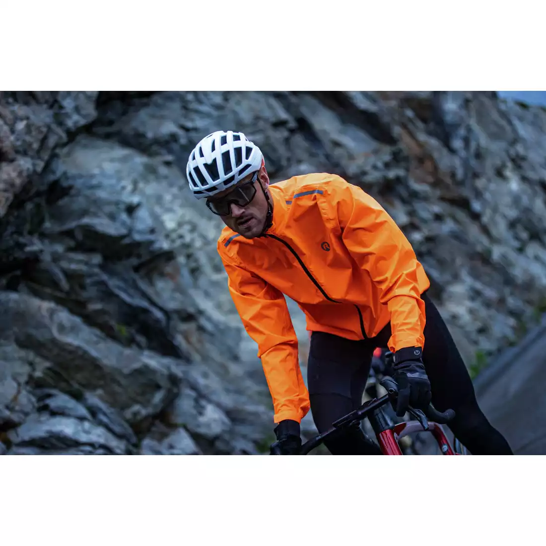 ROGELLI CORE férfi kerékpáros esőkabát narancssárga