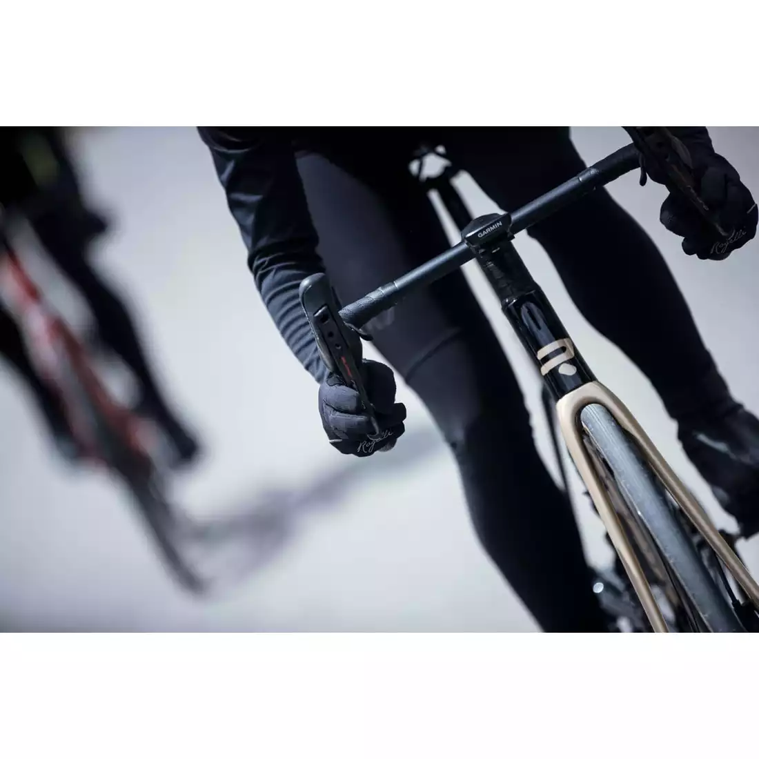 Rogelli ESSENTIAL női téli kerékpáros kesztyű, fekete