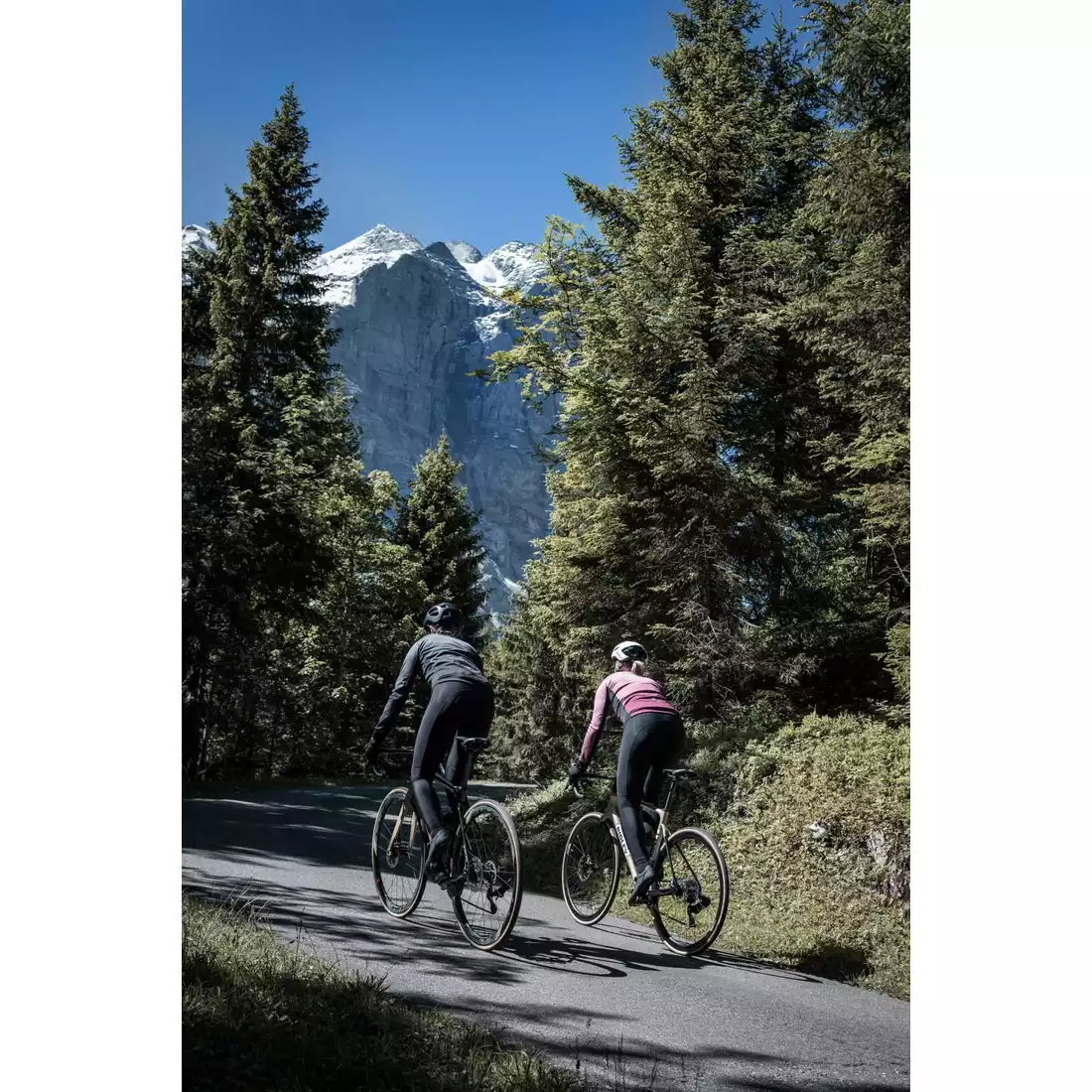 Rogelli ULTRACING női hőszigetelt kerékpáros nadrág nadrágtartóval, fekete