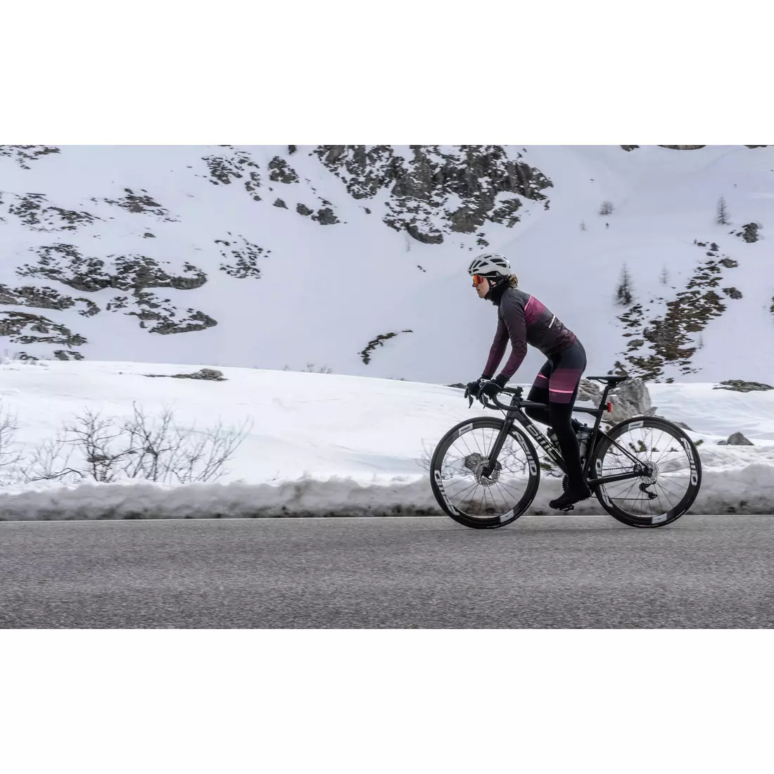 Rogelli női hőszigetelt kerékpáros nadrág nadrágtartóval IMPRESS II, bordó